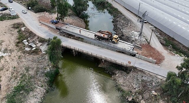 Büyükşehir’den Kundu’ya yeni köprü