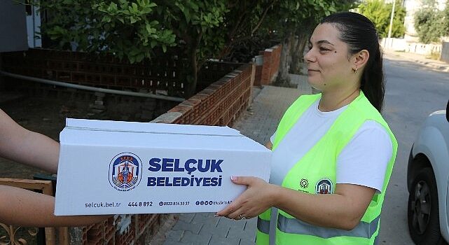 Efes Selçuk’ta Sosyal Dayanışma Büyüyor: Başkan Sengel’den Beslenme Çantası Çağrısı