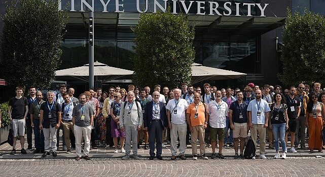 Evrenin karanlık yüzünü anlamaya yönelik çalışmalar İstinye Üniversitesi’nde masaya yatırıldı