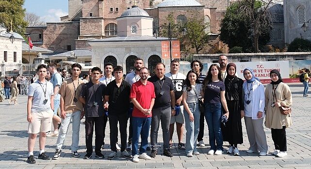 Genç teknoloji dahileri İstanbul’da unutulmaz bir deneyim yaşadı