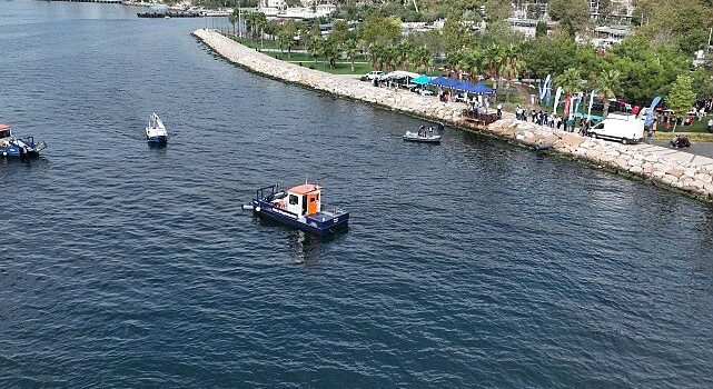 Hereke sahilinde kıyı ve deniz temizliği