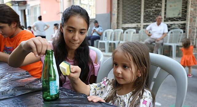 ‘Sokak Senin’e coşkulu final