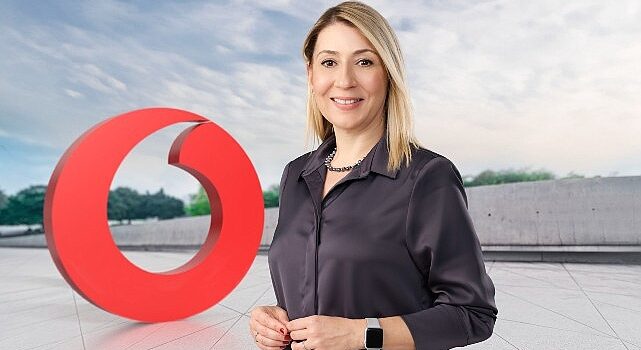 Vodafone, müşteri ve çalışan memnuniyetini artırmak için üretken yapay zekâ kullanıyor