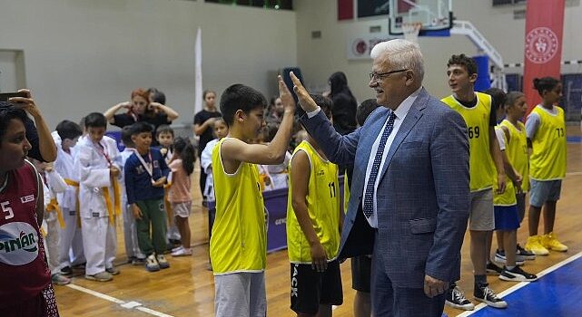 Amatör Spor Haftası Burhaniye’de Kutlandı