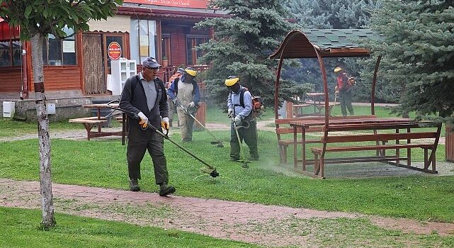 Bekdik Mahallesi’nde temizlik seferberliği başlatıldı.