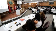 Bornova’da çalışanlara Toplumsal Cinsiyet Eşitliği Semineri