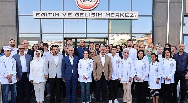 Büyükakın: Gençlerimizin umudu olmaya devam edeceğiz