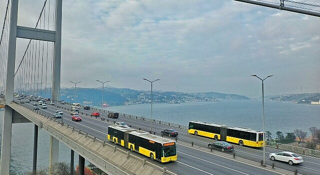 İBB’nin bağlı kuruluşu İETT, İstanbul’un toplu ulaşımında birçok farklı alanda iyileştirmeler gerçekleştirmeye devam ediyor