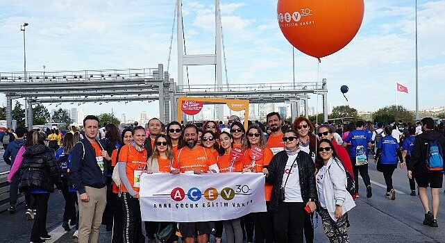 İstanbul Maratonu’nda çocuklar için AÇEV’le koşmak isteyenler, 14 Ekim’e kadar kayıt olabiliyor.