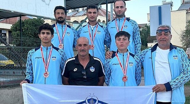 Kahramankazan Belediyespor Kulübü Bocce Takımı, Antalya’daki uluslararası turnuvadan başarıyla döndü.