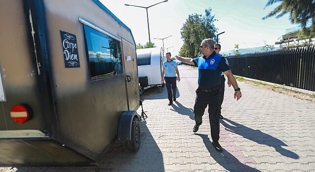 Karşıyaka Belediyesi’nden karavanla etkin mücadele