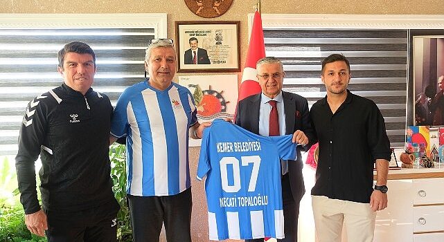 Kemer Belediye Merkez Spor’dan Başkan Topaloğlu’na ziyaret